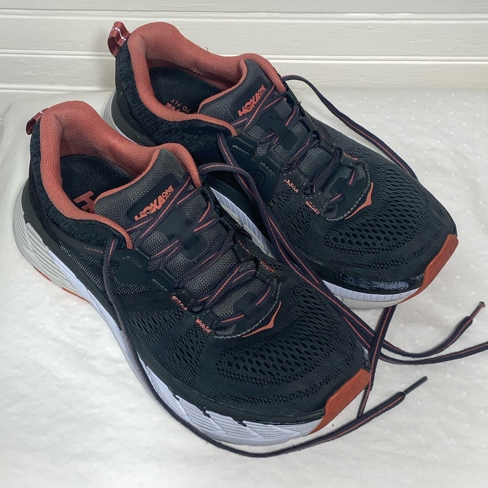 HOKA one one Gray GAVIOTA 2 size 8.5